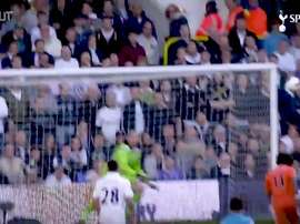 Les meilleurs arrêts de Brad Friedel avec Tottenham. DUGOUT