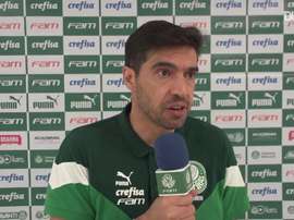 Abel Ferreira fala sobre a pressão do Flamengo em cima do Palmeiras. DUGOUT