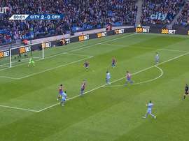 Yaya Toure finishes off counter-attack vs Crystal Palace. DUGOUT
