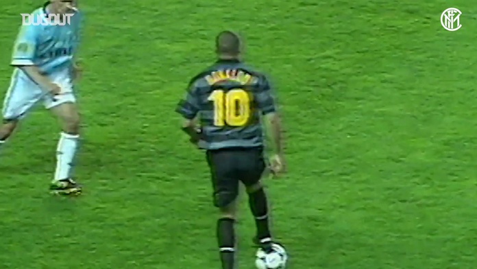 Video Ronaldo S Skills In The 1998 Uefa Cup Final Besoccer