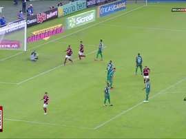 La rete di Gerson contro il Boavista. Dugout