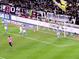 VIDÉO : le splendide de Vidal contre Naples a 8 ans. Dugout
