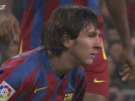 Il 'Clasico' del debutto di Messi e gli applausi a Ronaldinho. Dugout