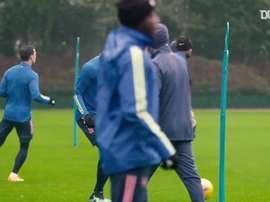 Arsenal está pronto para encarar o Newcastle. DUGOUT