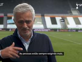 Mou rasga elogios ao atacante. DUGOUT
