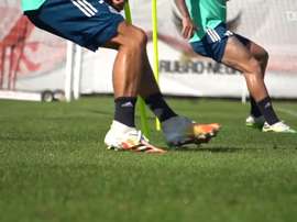 Com Rafinha em campo, Fla segue preparação para Brasileiro. DUGOUT