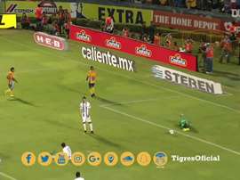 Tremenda combinación para el gol de Sosa. DUGOUT