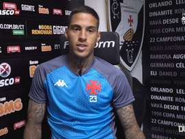 Carlinhos se mostra feliz em ter chegado no Vasco. DUGOUT