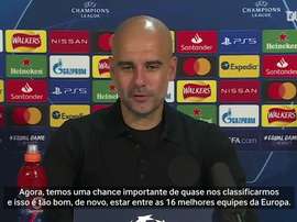 Pep Guardiola falou com a imprensa antes do duelo entre Manchester City e Olympiacos. DUGOUT