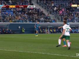 Zenit St Petersburg are fantastic at scoring from corners. DUGOUT