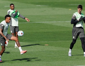 El regreso de Alaba, principal novedad de la lista del Madrid para Vallecas