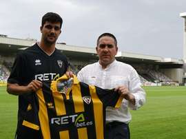 El Barakaldo ha anunciado que Carlos Pomares no vestirá más, de momento, su camiseta. BarakaldoCF