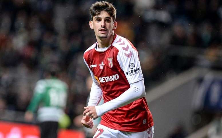 Le Barca Aurait Refuse Une Offre Folle Pour Trincao Besoccer