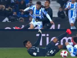 El brasileño vio la amarilla por esta acción sobre Arnaiz. Captura/BeINSports