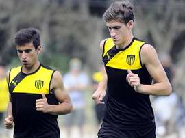 El Barcelona ha tardado en hacerse con Santiago Bueno. Penarol