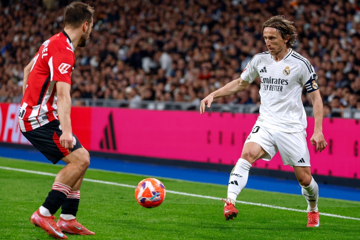 Il Real Madrid deve rinnovare i contratti di Modric e Lucas Vazquez