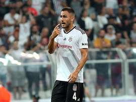Huit nouveaux cas de COVID-19 à Besiktas. BJK