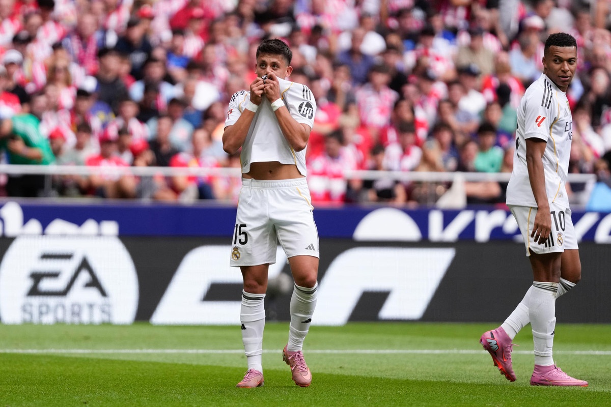 "Si Xabi me pide jugar de portero, me compro unos guantes"