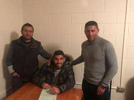 Muriel Orlando firmó este martes su contrato con Cobresal. Twitter/ClubDepCobresal