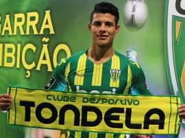 Yordan Osorio na sua apresentação como novo jogador do Tondela. CDTondela