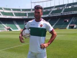 El defensa del Elche, Armando Lozano. Twitter