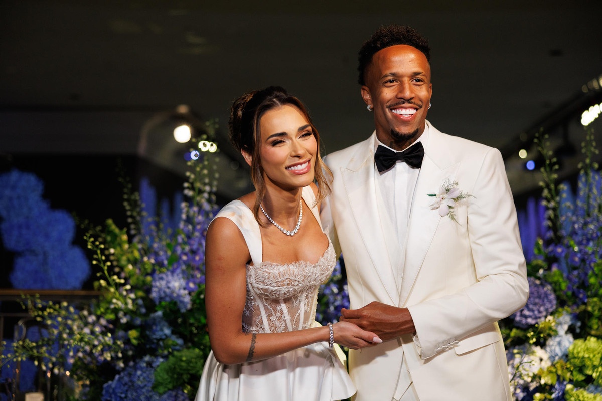 Vinícius e Rodrygo foram padrinhos no casamento de Militão