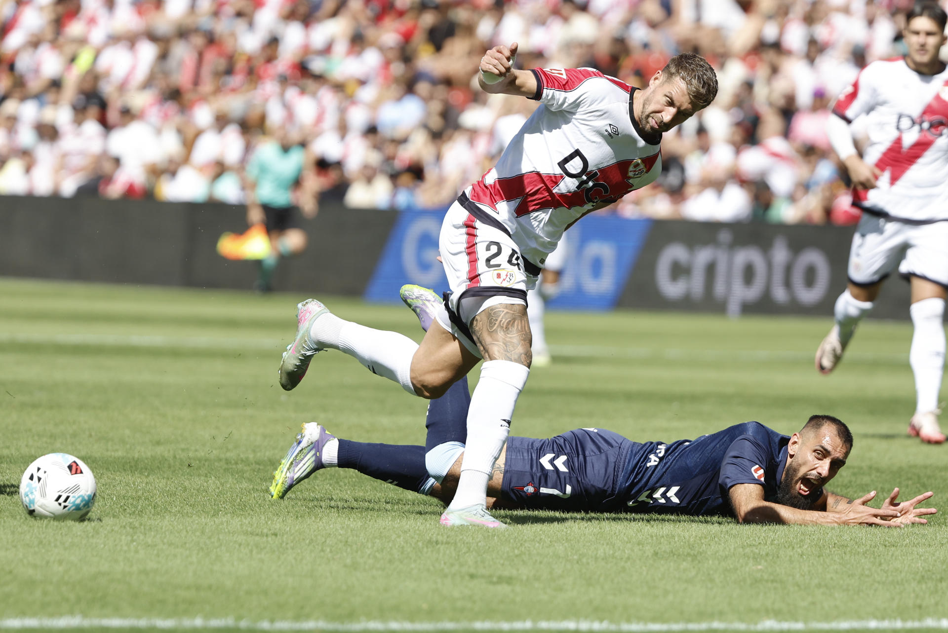 De Frutos y Borja Iglesias energizan a Rayo y Celta