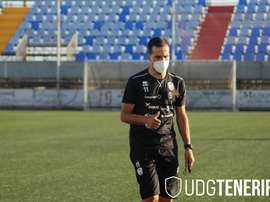 Borges debuta al frente del banquillo femenino. Twitter/UDGTenerifeEgatesa