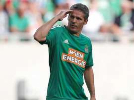 Dietmar Kühbauer jugó entre 1992 y 1997 en el Rapid. SKRapid