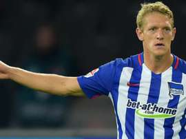 El Getafe ha anunciado la contratación de Van den Bergh, lateral del Hertha. HerthaBSC