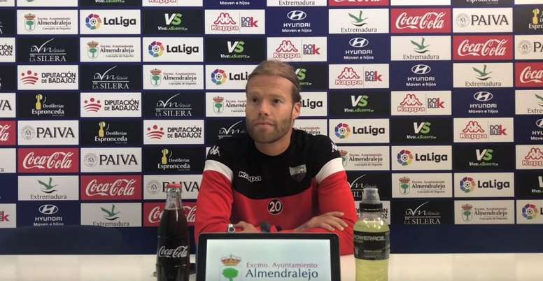 Aitor Fernández se mostró ilusionado ante la posibilidad de ganar en Córdoba. YouTube/ExtremaduraUD
