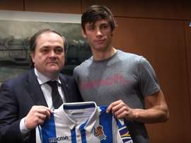 Le joueur continue avec la Real Sociedad jusqu'en 2022. RSTV