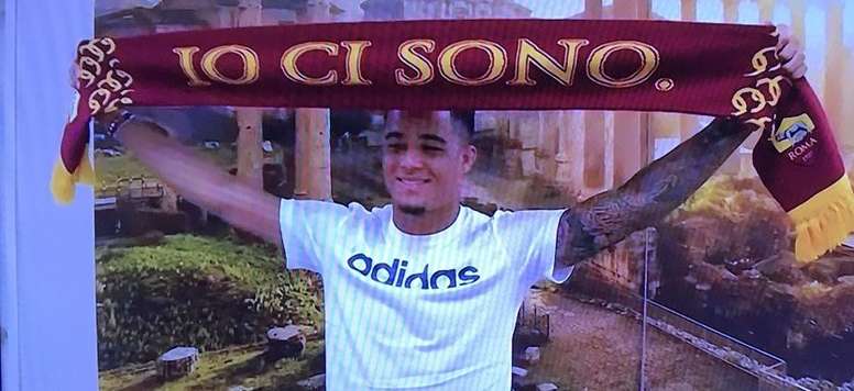 Justin Kluivert Ya Esta En Roma Besoccer