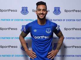 Walcott moved to Everton in January. Twitter/Everton