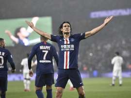 Flamengo, Palmeiras e Inter teriam entrado em contato por Cavani. Twitter/PSG_espanol