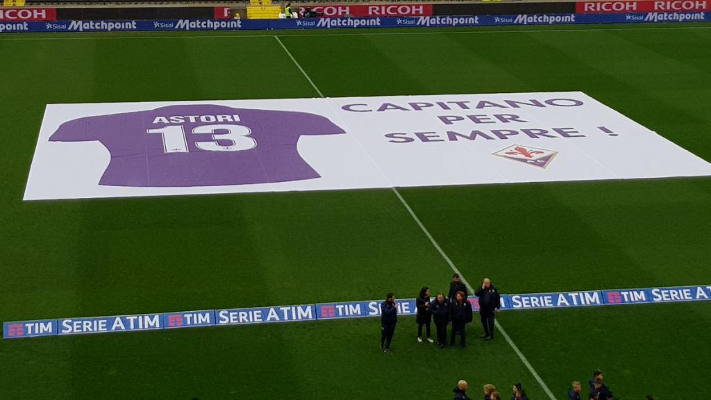 Pin L'hommage à Astori a ému supporters spectateurs professionnels et joueurs. Twitter Fiorentina Whatsapp Twitter Facebook Commentaires 0