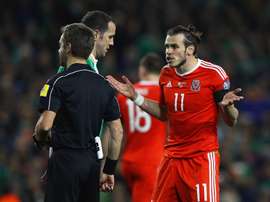 Bale no descansa con Gales. Gales