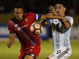 Rosario Central pide dos millones de dólares por Fernado Zampedri. EFE