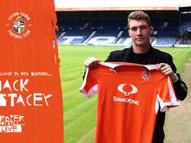 El Reading sigue con la 'operación salida'. LutonTown