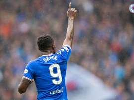 Gerrard quer Defoe como jogador e técnico no Rangers. Twitter/RangersFC