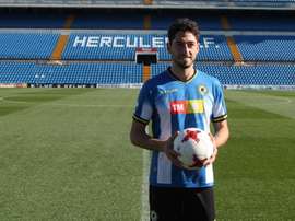 El futbolista mostró su ilusión por volver al Hércules. Twitter/cfhercules