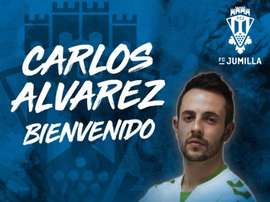 Carlos Álvarez firma para la próxima temporada. Twitter/FCJumilla