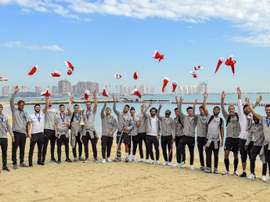 Liverpool fête son titre à la plage. LFC