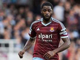 Alex Song pourrait se diriger vers le Brésil. Twitter
