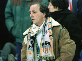 Jorge Iranzo siempre llevaba su bufanda a Mestalla. Twitter/1919Torino