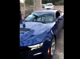 Maradona mostró orgulloso su nueva máquina. Captura/Dorargdos