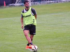 El nuevo jugador del Racing de Santander, Mikel Santamaría. RealRacingClub