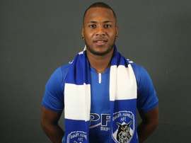Nepomuceno defenderá la camiseta del Oldham. Web/OldhamAthletic