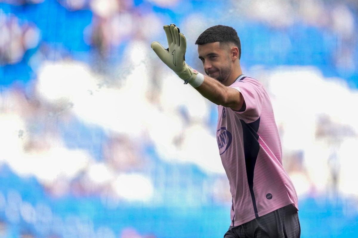 Fabrizio Romano dice que lo de Joan García y el Barça está casi hecho
