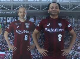 Le 'sosie' japonais d'Iniesta. Twitter